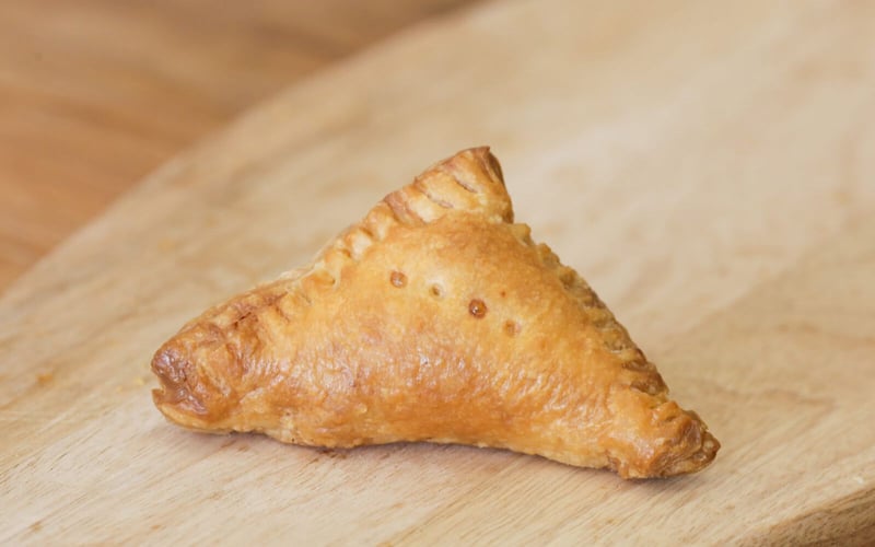 leipurin-recipe-hero-lihaton-herkkupasteija